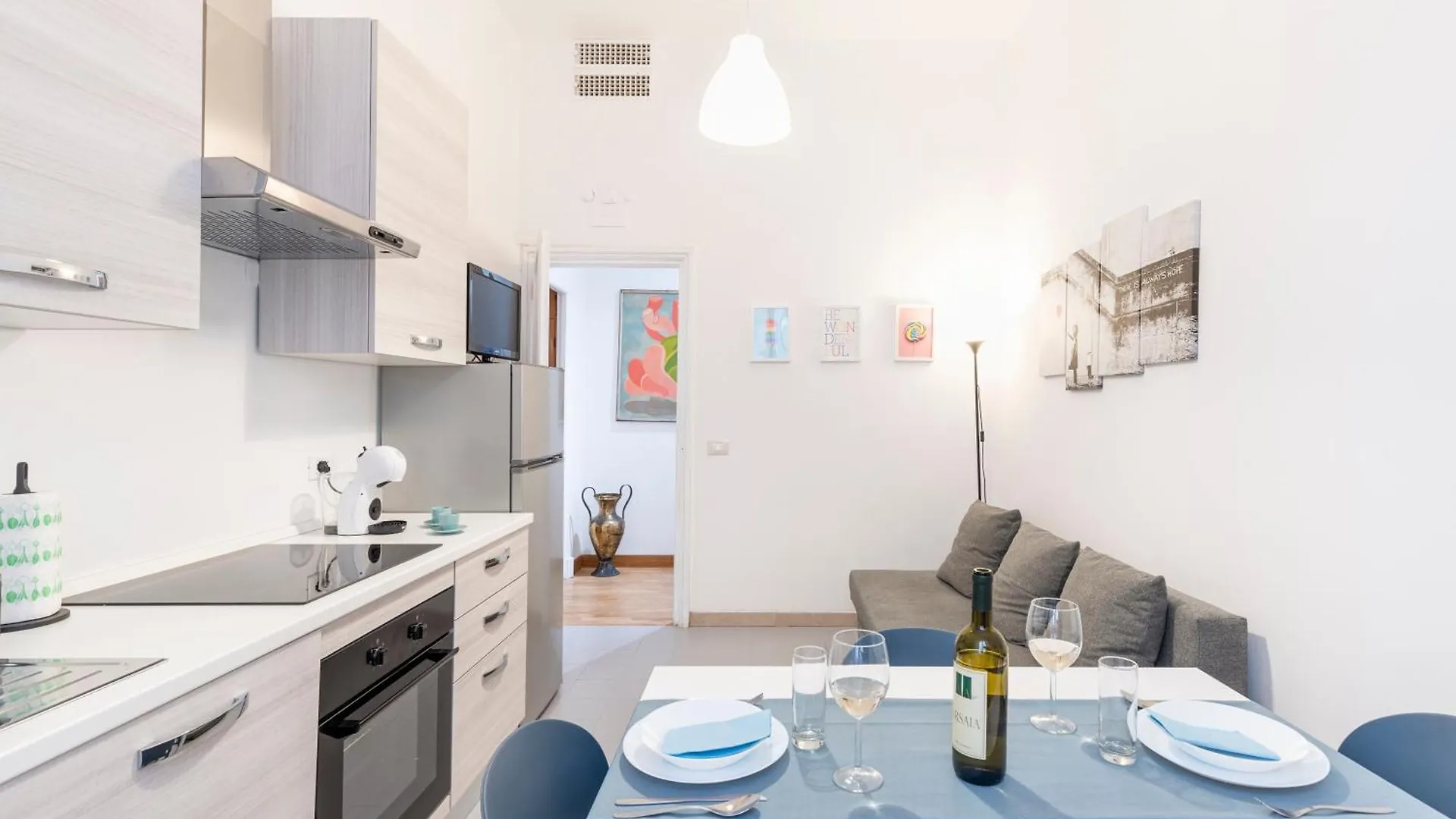 Apartment Hostly - Michelangelo Suite Midtown-Center Of Rome Italy